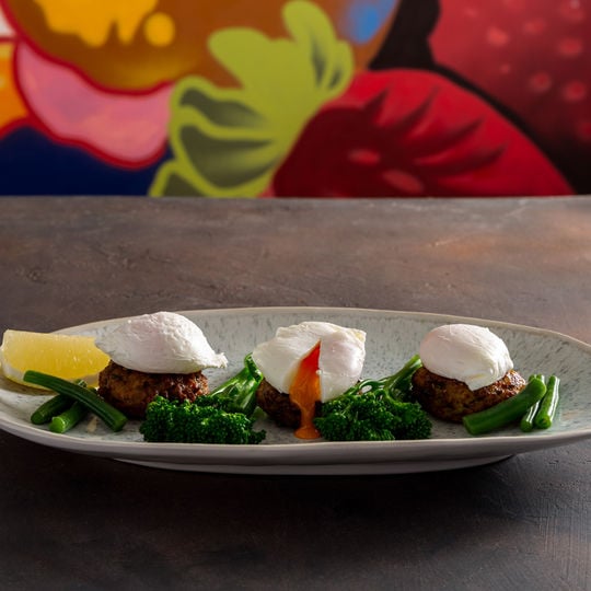 HOW TO POACH AN EGG1 HOW TO POACH AN EGG1